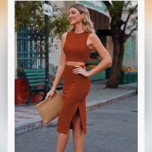 HUUSA 2 PIECE MIDI SKIRT SET BURNT ORANGE SMALL SLEEVELESS